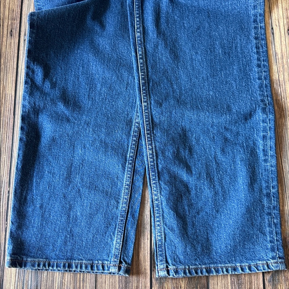 NWT Universal Thread High Rise Straight Jean 2 - Picture 4 of 6